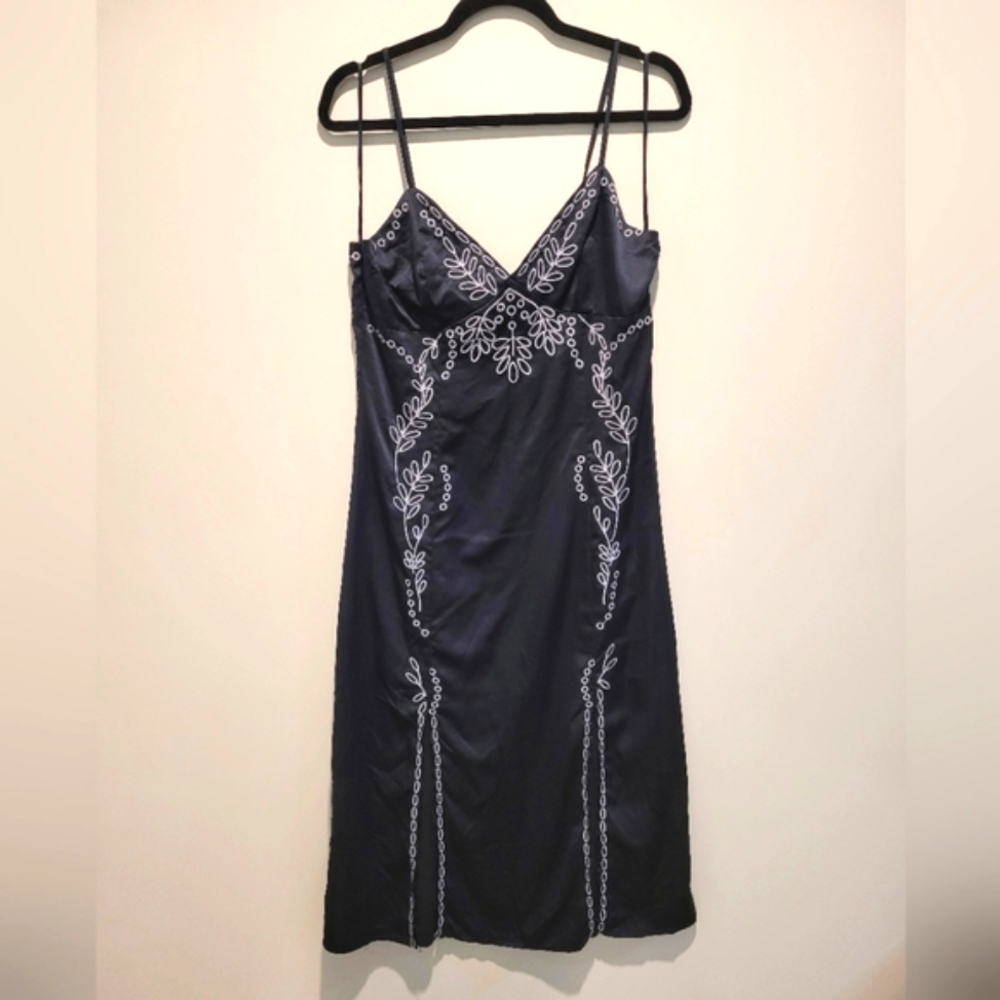 Midi Dress - Picture 4 of 7